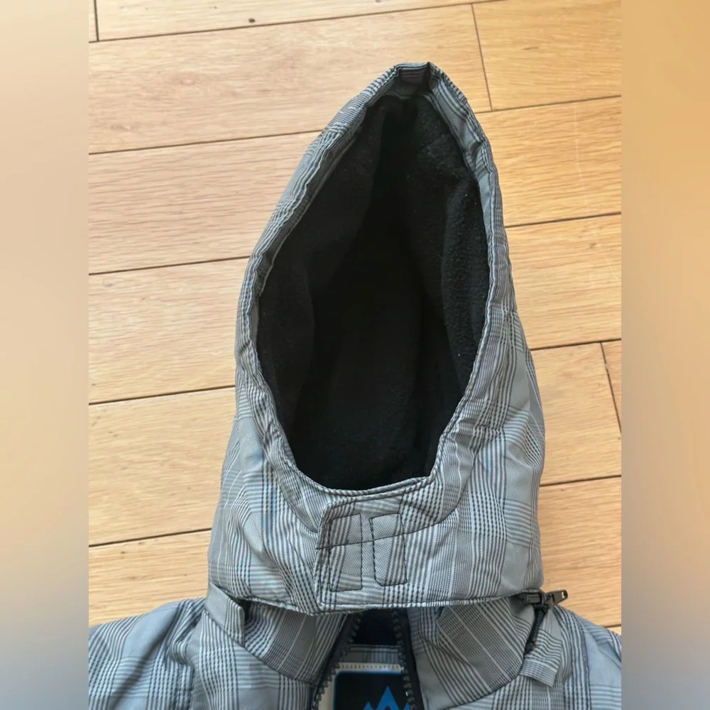 Snozu Gray Plaid Puffer Jacket with Hood